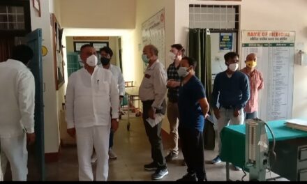 विशेषज्ञ चिकित्सकों की टीम ने किया चिकित्सालयों का निरीक्षण, शीघ्र तीनों विकास खण्डों को मिलेंगे निःशुल्क आक्सीजन बैड एवं वैंटिलेटर युक्त चिकित्सालय -बिट्टू कर्नाटक