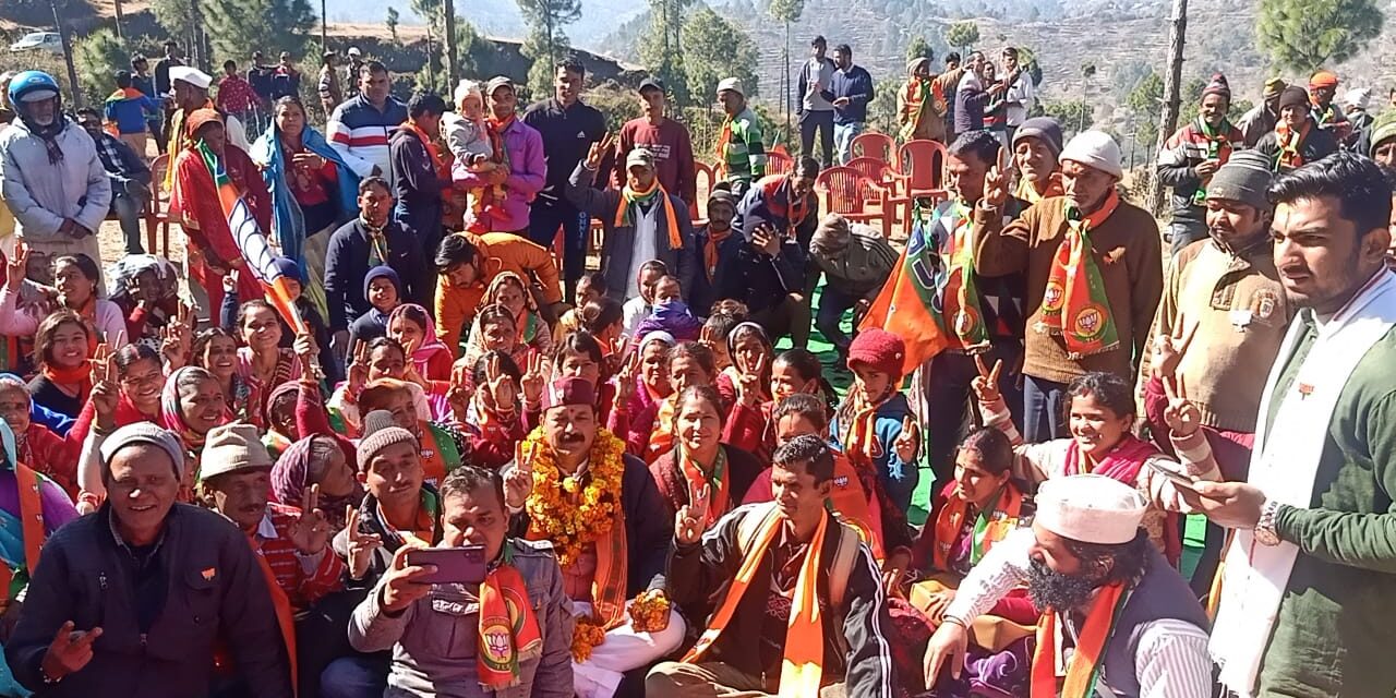 भाजपा प्रत्याशी कैलाश के गृह क्षेत्र में पहुँचने पर लोगों का मिला अपार प्रेम, एक जुट होकर भाजपा के पक्ष में वोट देने की कैलाश ने की अपील