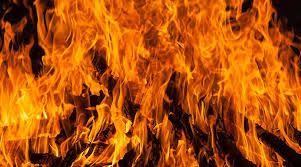 बीती रात अल्मोड़ा के बीएसएन एक्सचेंज में लगी भीषण आग
