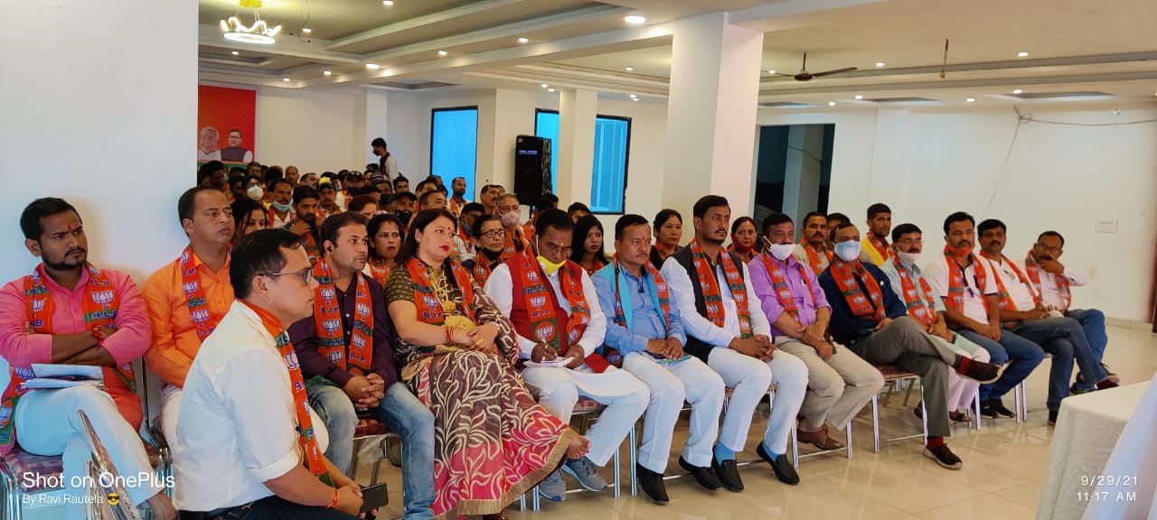 भाजपा के राष्ट्रीय अध्यक्ष जेपी नड्डा ने चुनाव को लेकर फूंका कार्यकर्ताओं में जोश