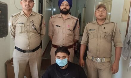 रामपुर से करता था अवैध हथियारो का कारोबार, रामनगर पुलिस ने 02 तमंचे, 01 पिस्टल व 12 कारतूस के साथ कर लिया गिरफ्तार