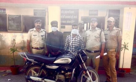 24 घंटे के भीतर मोटर साइकिल चोरी करने वाले 02 आरोपियों को चौकी हल्दुचौड़ लालकुआं पुलिस टीम ने  कब्जे से मोटरसाइकिल बरामद कर किया गिरफ्तार।