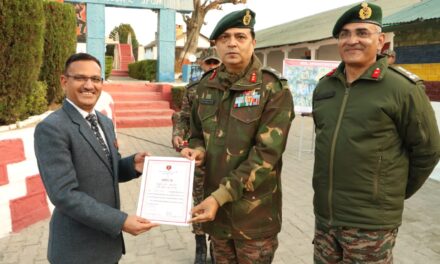 आर्मी पब्लिक स्कूल अल्मोड़ा के प्रधानाचार्य को प्रदान किया गया सेना की उत्तरी कमान का प्रशस्ति पत्र